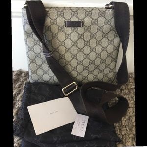 Authentic small Gucci messenger bag